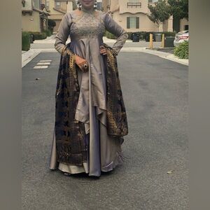 Indian outfit size - M